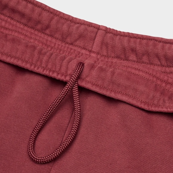 Aritzia Cozy Sweatfleece Mega Cargo™ Sweatpant – Vintage Cordovan, XS - Picture 4 of 12